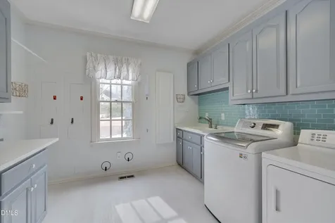 101 Abbotsford Court Durham NC 27712