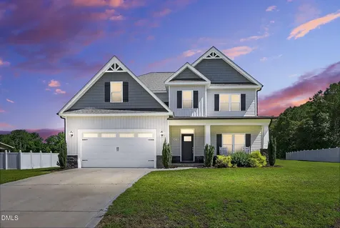 414 Fallingbrook Drive Kenly NC 27542