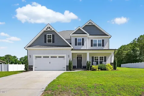 414 Fallingbrook Drive Kenly NC 27542