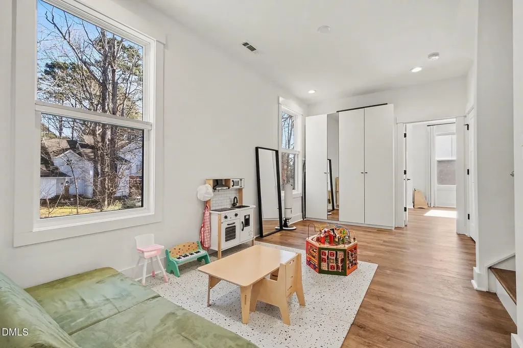 4019 Emerald Green Road Raleigh NC 27612