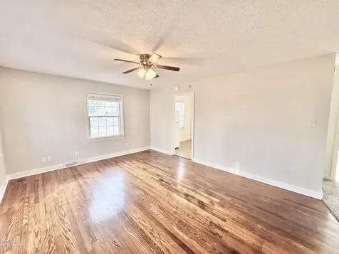 224 Clay Street Cary NC 27511