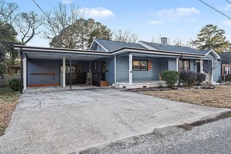 210 E Holt Street Smithfield NC 27577