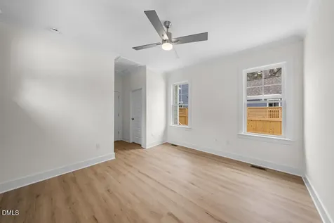 2805 A Fawn Avenue Durham NC 27705