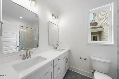2805 A Fawn Avenue Durham NC 27705
