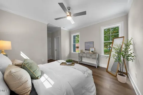 2803 A Fawn Avenue Durham NC 27705