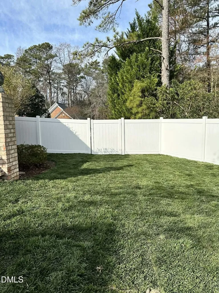 1990 N Tansea Court Fuquay Varina NC 27526