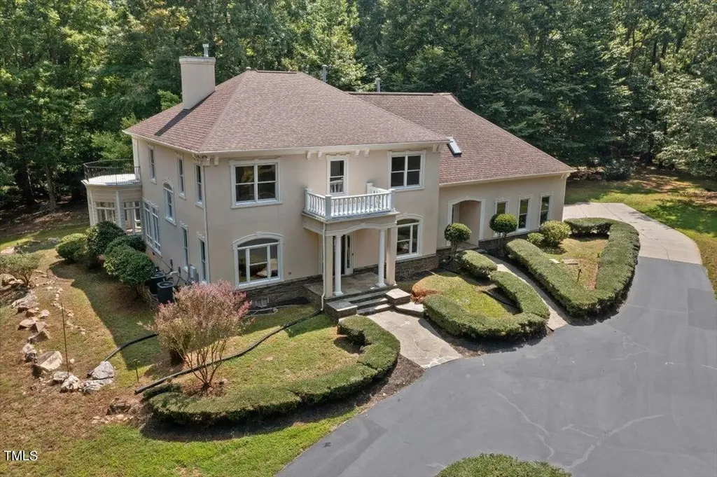 6300 Swallow Cove Lane Raleigh NC 27614