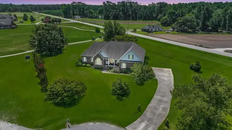 115 Hunters Walk Lane Clinton NC 28328
