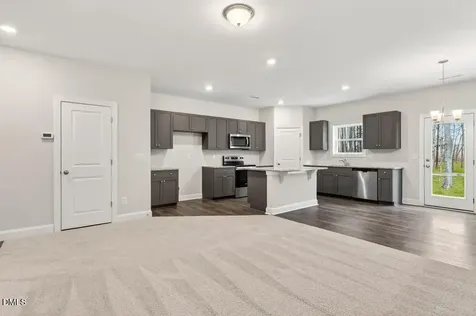 574 Barrington Row Avenue Zebulon NC 27597