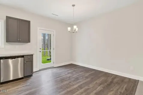 574 Barrington Row Avenue Zebulon NC 27597