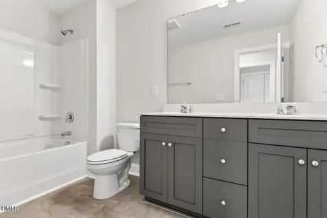 574 Barrington Row Avenue Zebulon NC 27597