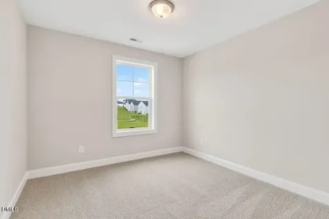 574 Barrington Row Avenue Zebulon NC 27597