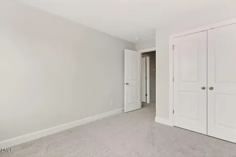 574 Barrington Row Avenue Zebulon NC 27597