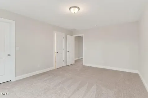 574 Barrington Row Avenue Zebulon NC 27597