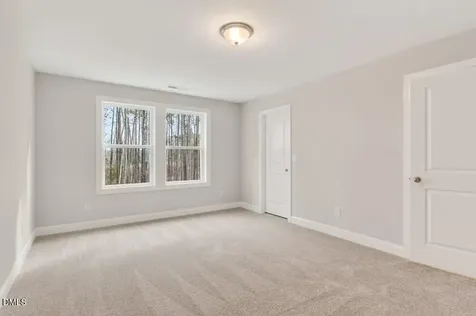 574 Barrington Row Avenue Zebulon NC 27597