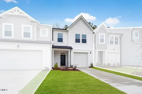 574 Barrington Row Avenue Zebulon NC 27597