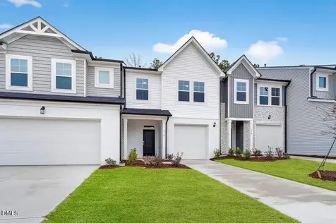 574 Barrington Row Avenue Zebulon NC 27597