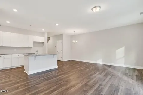 554 Barrington Row Avenue Zebulon NC 27597
