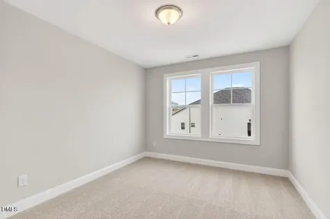554 Barrington Row Avenue Zebulon NC 27597