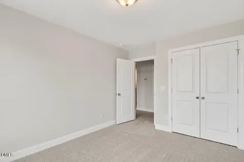 554 Barrington Row Avenue Zebulon NC 27597