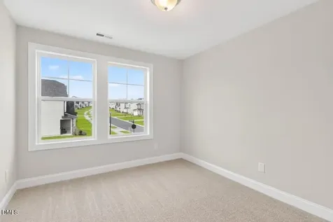 554 Barrington Row Avenue Zebulon NC 27597