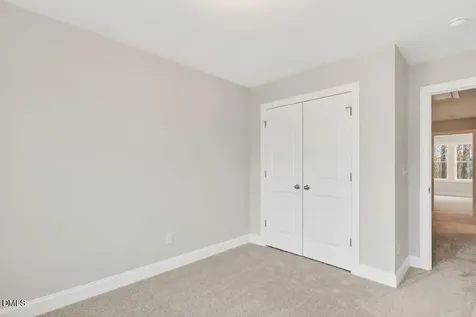 554 Barrington Row Avenue Zebulon NC 27597