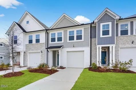 554 Barrington Row Avenue Zebulon NC 27597