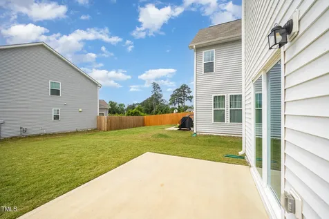 80 Nailsworth Street Angier NC 27501