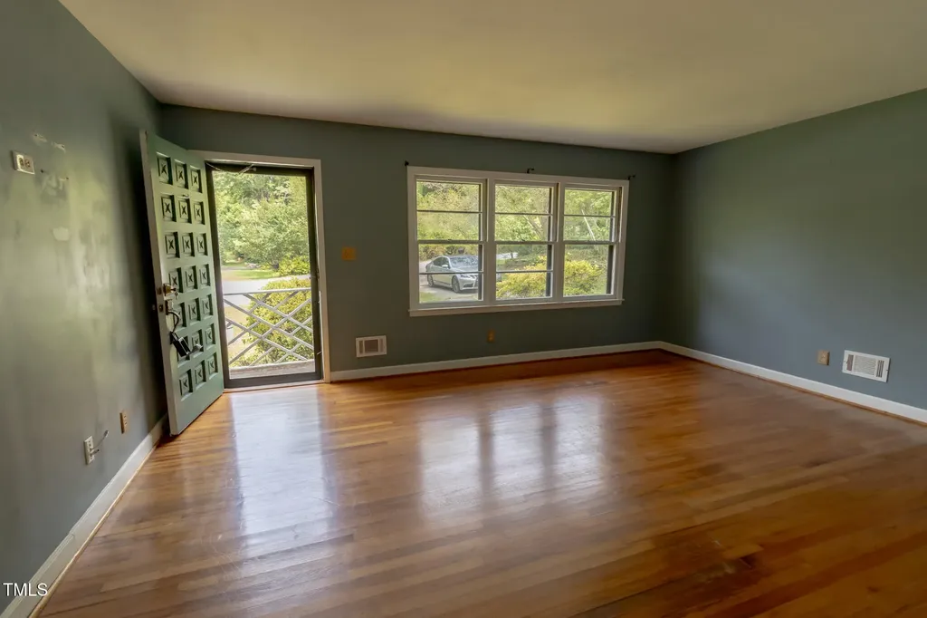 5504 Balsam Place Raleigh NC 27603