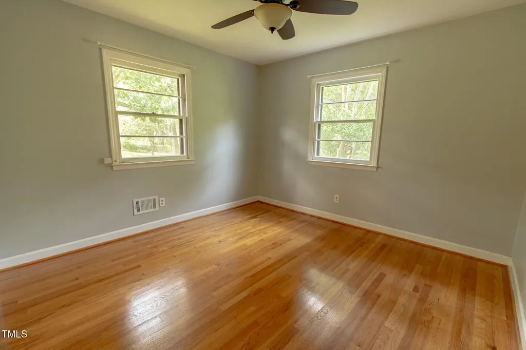 5504 Balsam Place Raleigh NC 27603