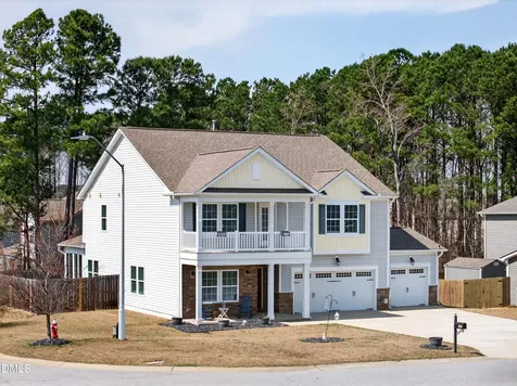 725 Harvest Point Drive Fuquay Varina NC 27526
