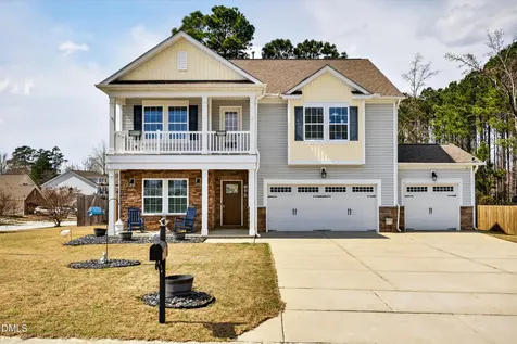 725 Harvest Point Drive Fuquay Varina NC 27526