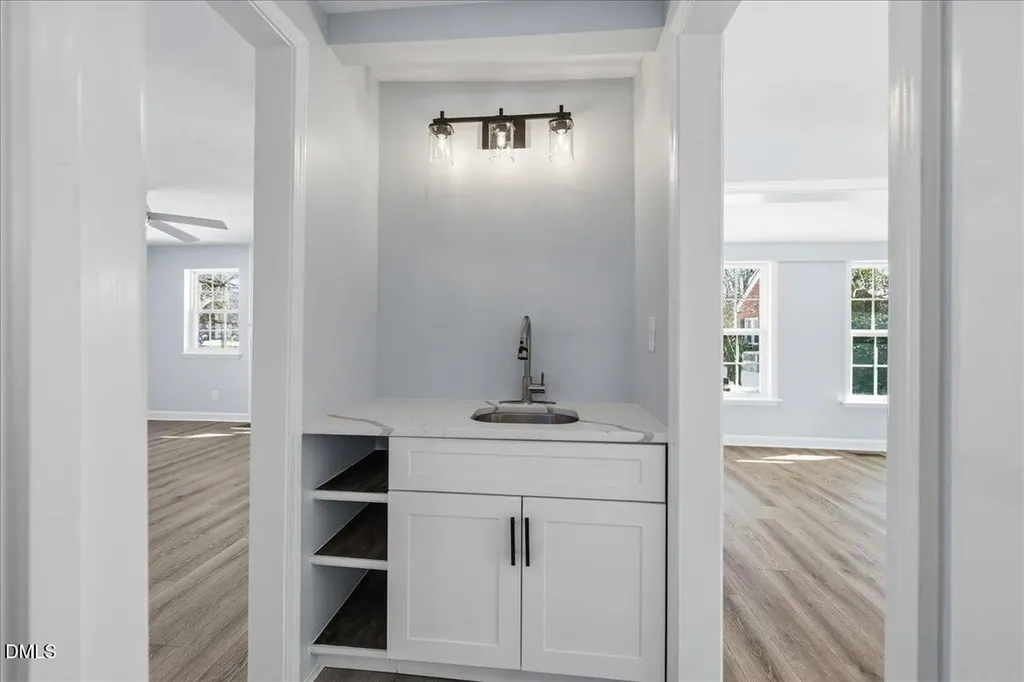 305 W Canary Street Dunn NC 28334
