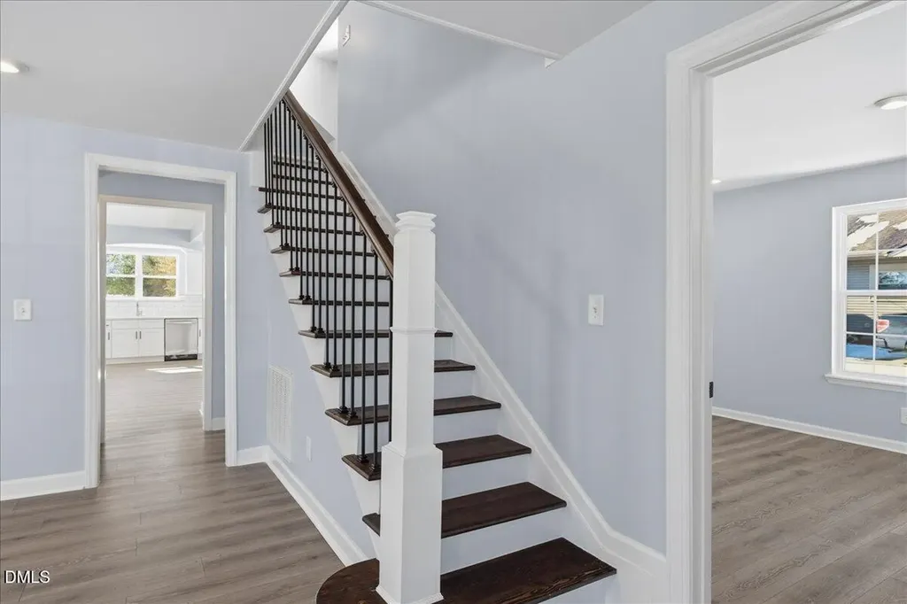 305 W Canary Street Dunn NC 28334