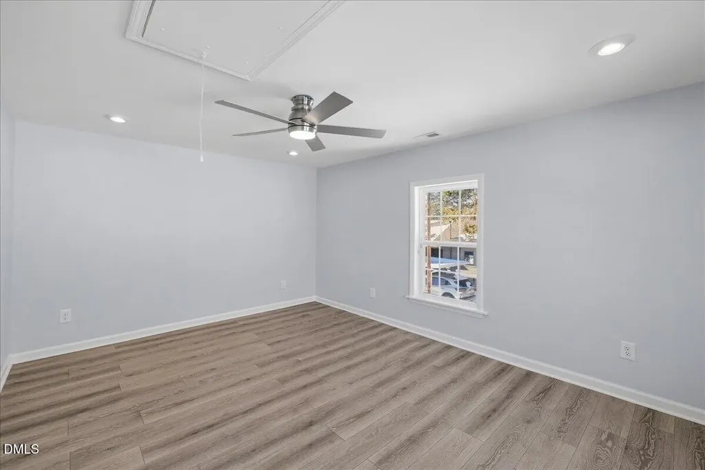 305 W Canary Street Dunn NC 28334