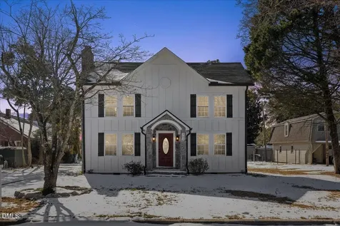 305 W Canary Street Dunn NC 28334