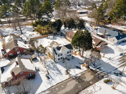 305 W Canary Street Dunn NC 28334