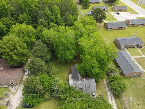 1708-1710 London Church Road NE Wilson NC 27893
