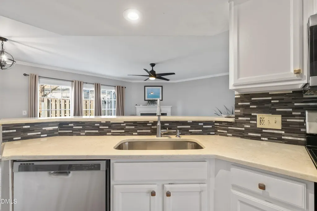 2400 Condor Court Raleigh NC 27615