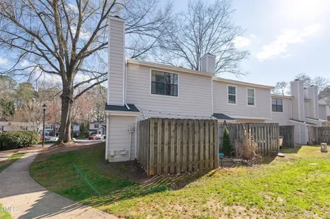 2400 Condor Court Raleigh NC 27615