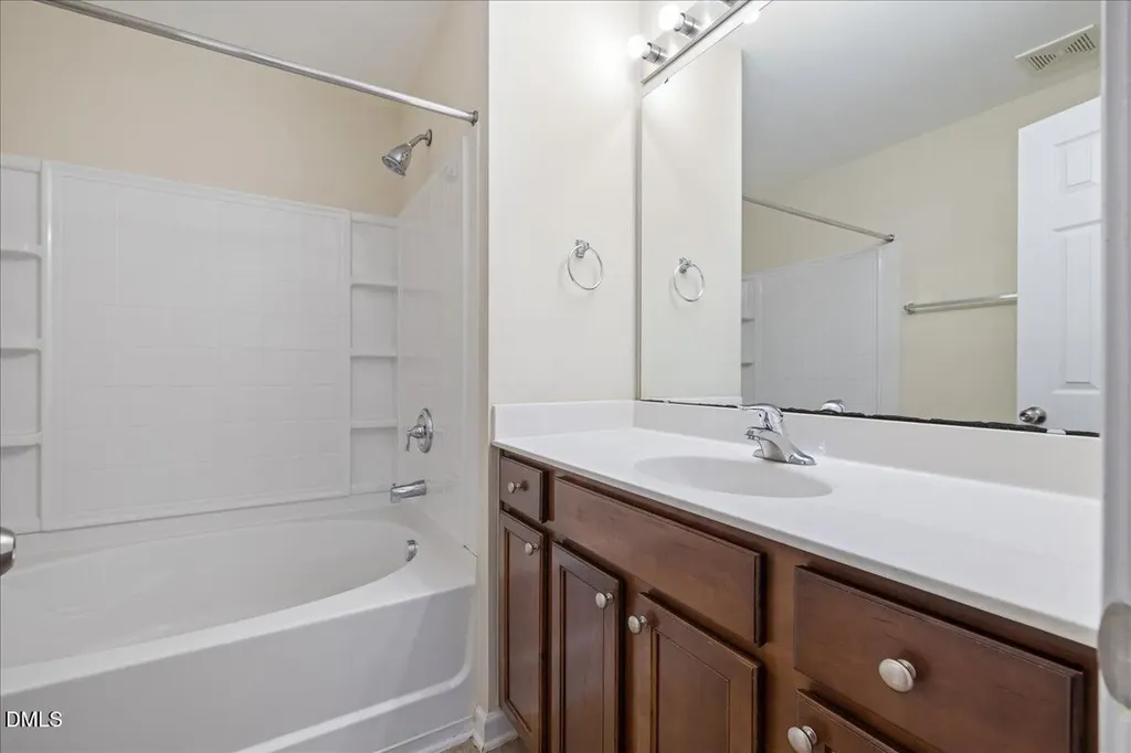 3004 Berkeley Springs Place Raleigh NC 27616