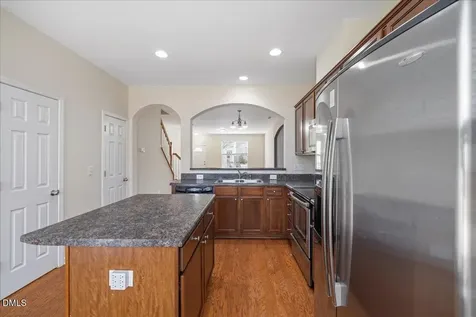 3004 Berkeley Springs Place Raleigh NC 27616