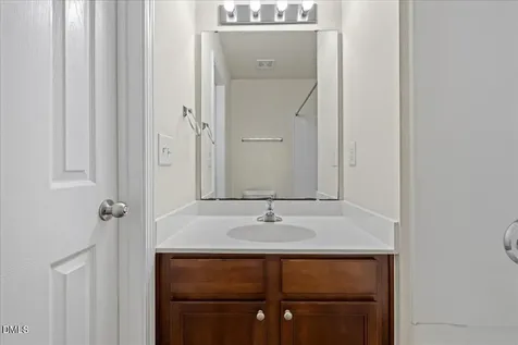 3004 Berkeley Springs Place Raleigh NC 27616