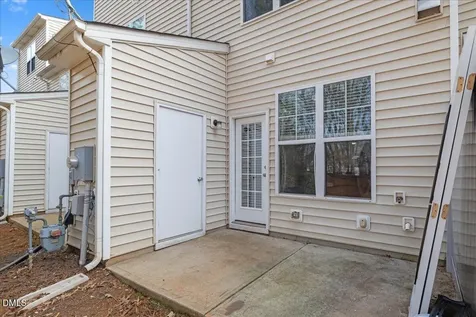 3004 Berkeley Springs Place Raleigh NC 27616