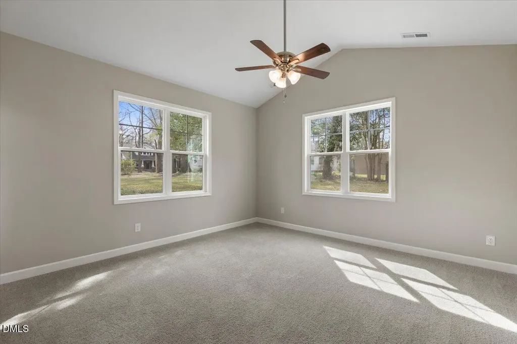 271 Mcneil Circle Dunn NC 28334