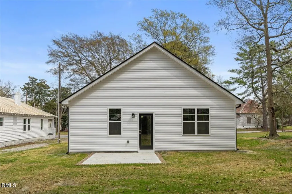 271 Mcneil Circle Dunn NC 28334