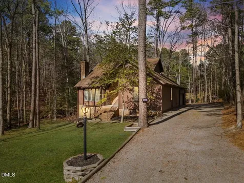 5004 Cardinal Circle Sanford NC 27332