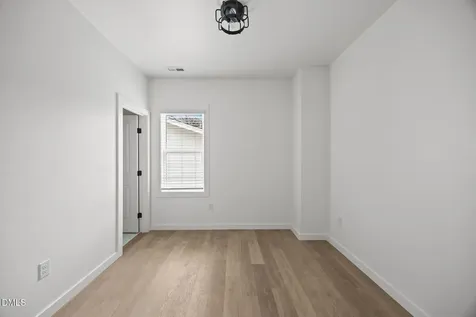 2811 Wilcox Place Raleigh NC 27607