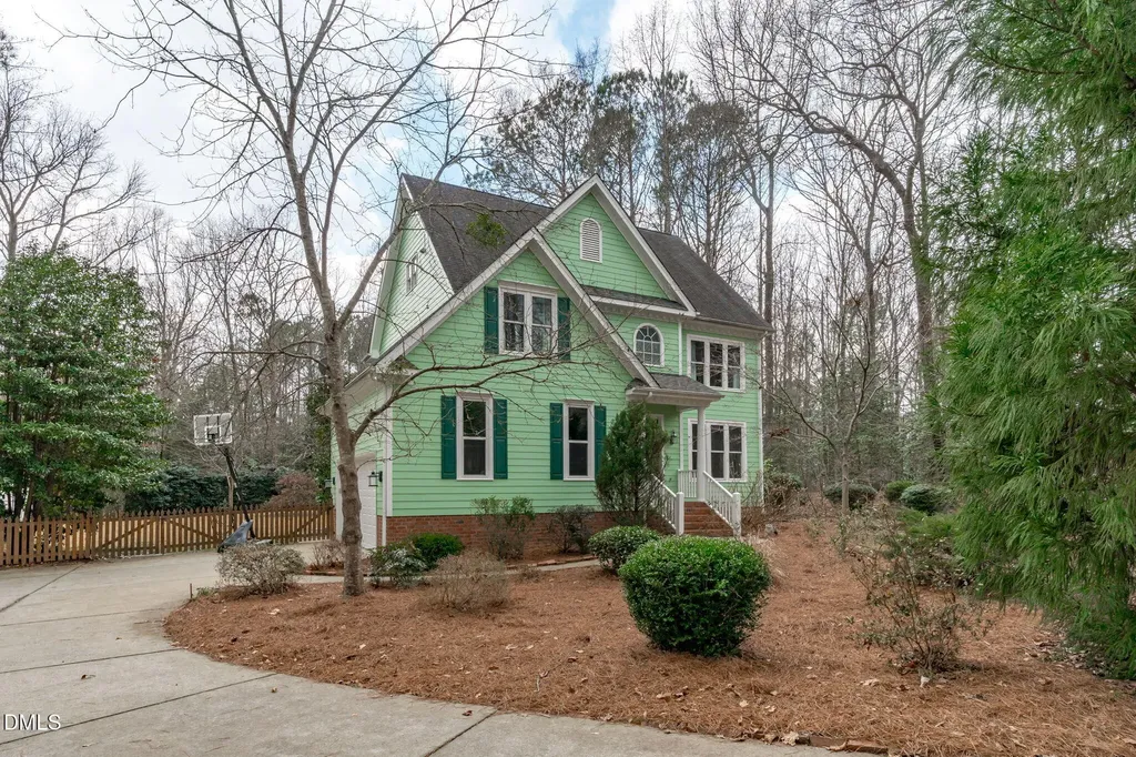 8132 Robincrest Court Fuquay Varina NC 27526