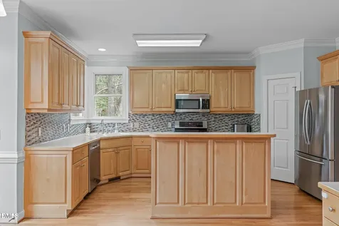 8132 Robincrest Court Fuquay Varina NC 27526